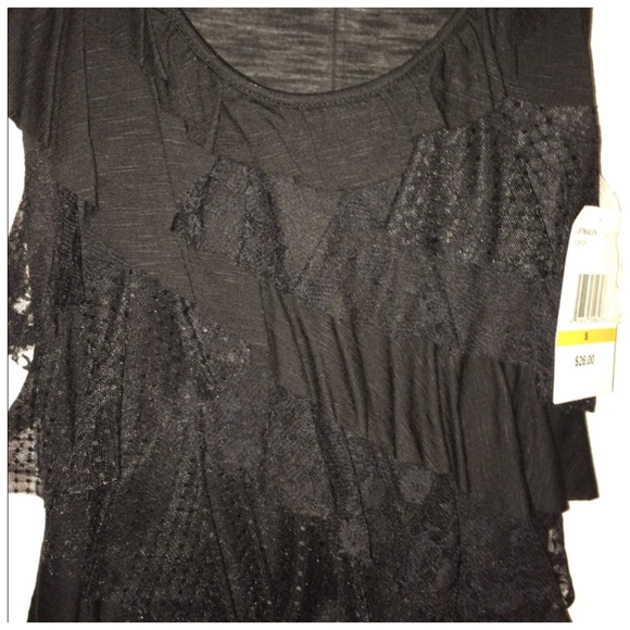 Lace Ruffle Top - Picture 7 of 8